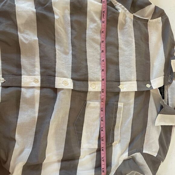 Banana Republic Soft Wash Gray White stripes size Small - Picture 5 of 6